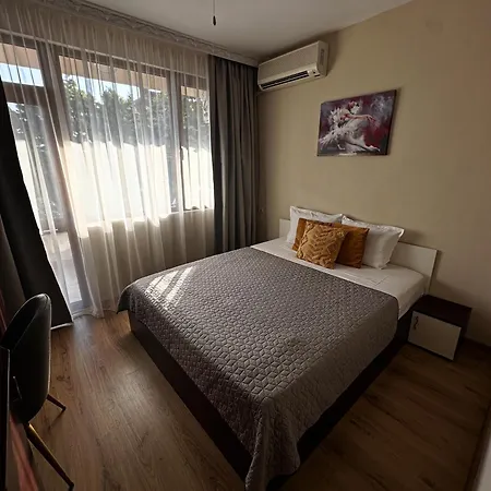 Zoya 3* Τσερνομόρετς